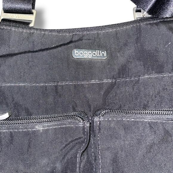 Baggallini Horizon Womens RFID Crossbody Wristlet Bag Detachable Pockets Travel - Picture 5 of 12